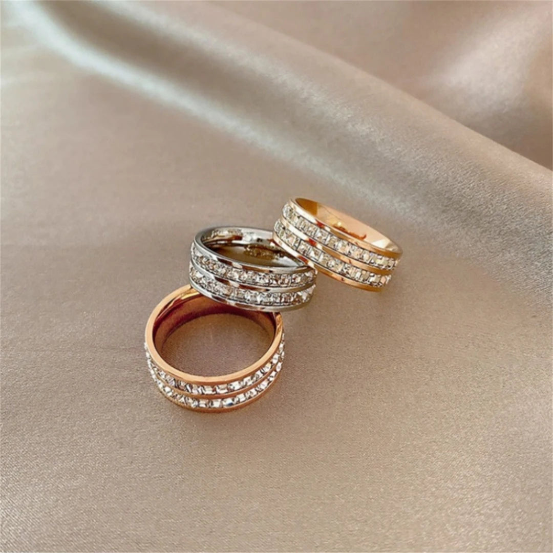 relia Royale — Rose Gold Crystal Halo Ring | Timeless Elegance