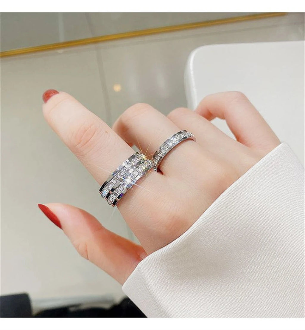relia Royale — Rose Gold Crystal Halo Ring | Timeless Elegance
