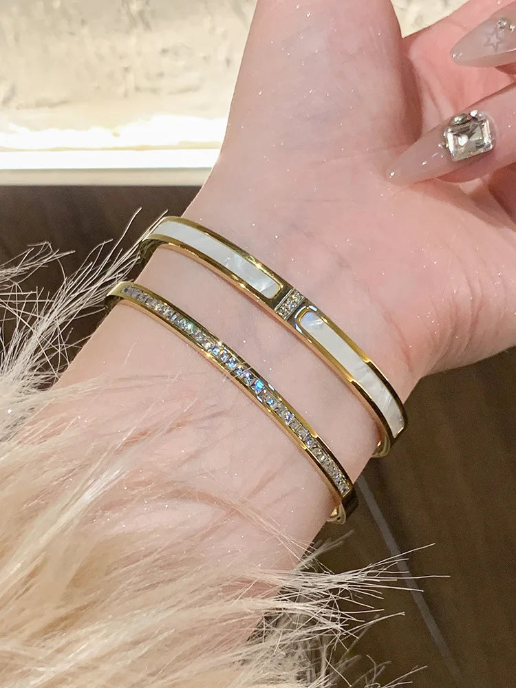 Aurelia Gold Zircon Bracelet – Signature Luxury Edition