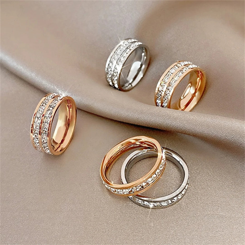 relia Royale — Rose Gold Crystal Halo Ring | Timeless Elegance